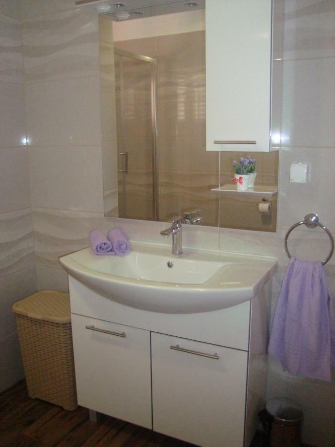 Apartments Neda Плоче Екстериор снимка