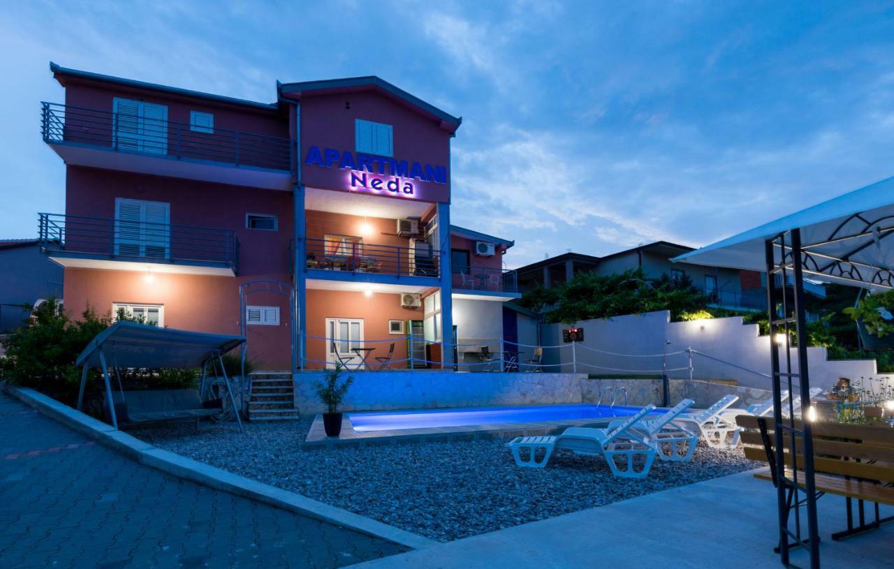 Apartments Neda Плоче Екстериор снимка