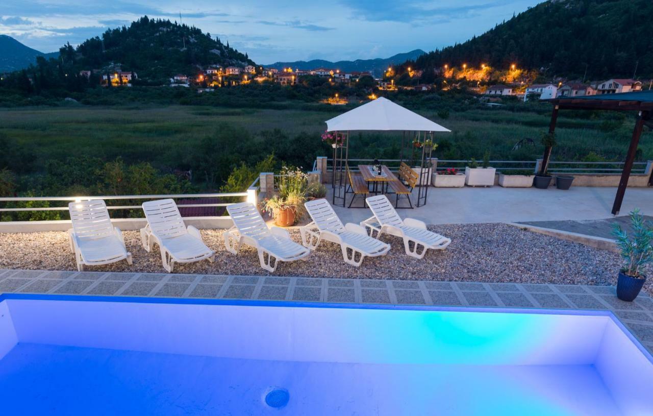 Apartments Neda Плоче Екстериор снимка