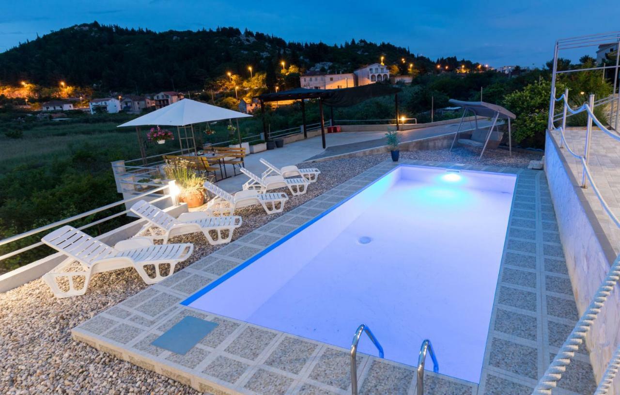 Apartments Neda Плоче Екстериор снимка